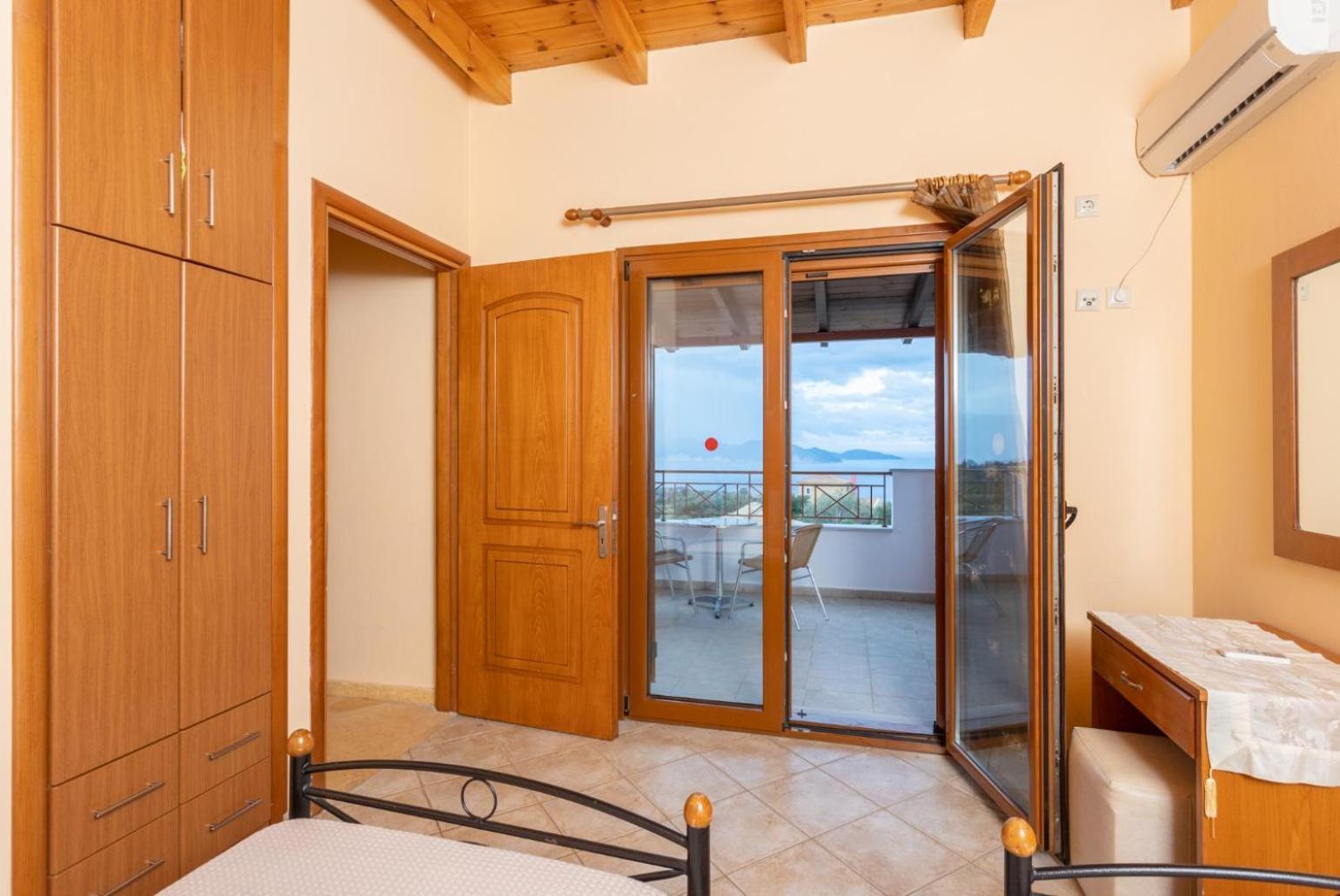 Villa Yeraki Dhrapanitika Екстер'єр фото